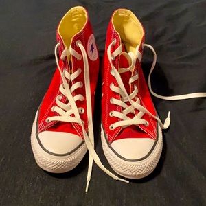 Bleached red converse